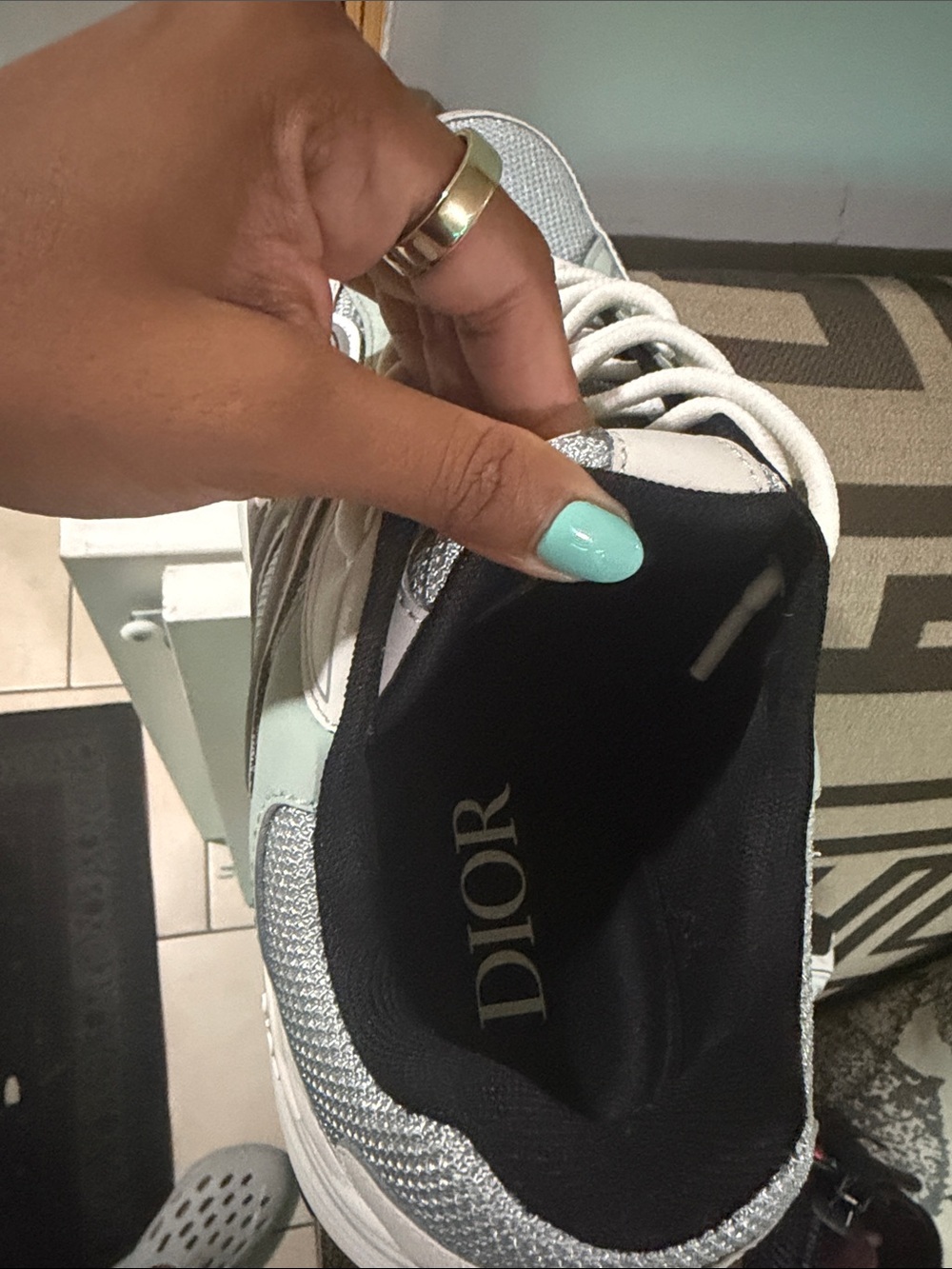 Dior Men’s Mint Green & Gray B22 Low-Top Sneakers - Picture 6 of 7